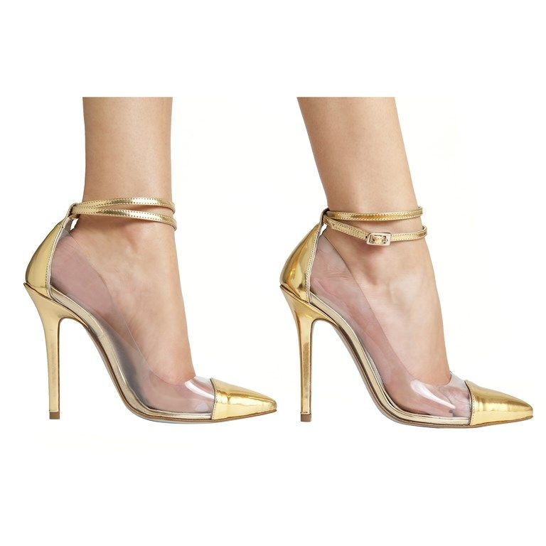 Berta vinilo oro pies